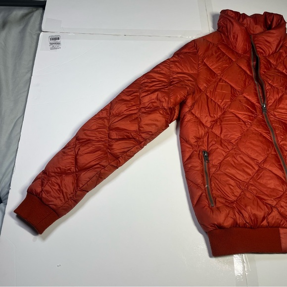 Patagonia Worn Wear Women’s Small Prow Bomber Jacket Quilted Down Roots Red 2017 - Picture 4 of 16